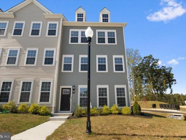 House for sale in California, Maryland