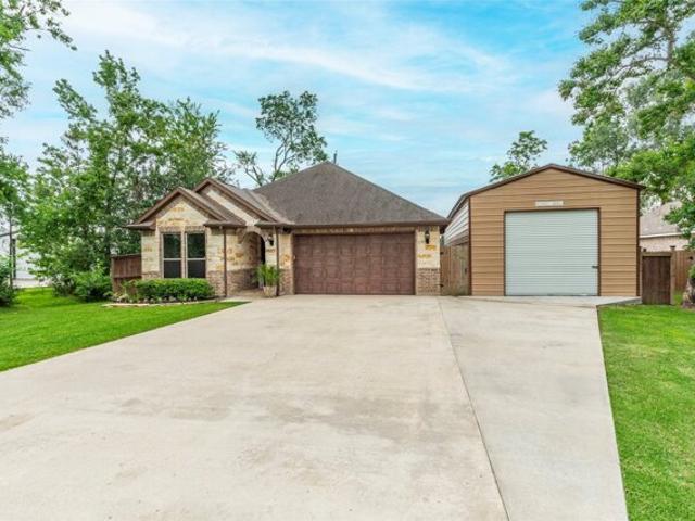 House for sale in Crosby, Texas