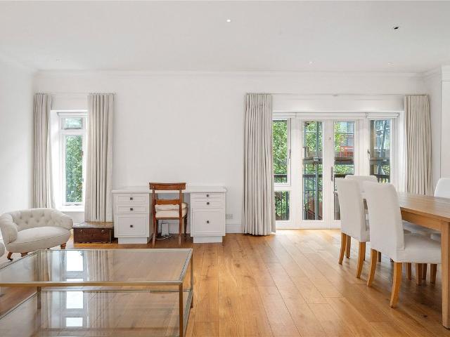 Apartment for rent in Spitalfields, Greater London