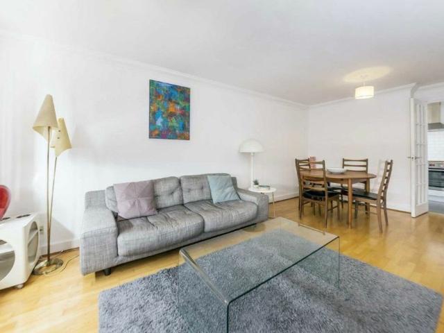 Apartment for rent in Spitalfields, Cat Hill