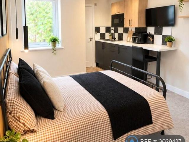 House for rent in Brockwell, Chesterfield