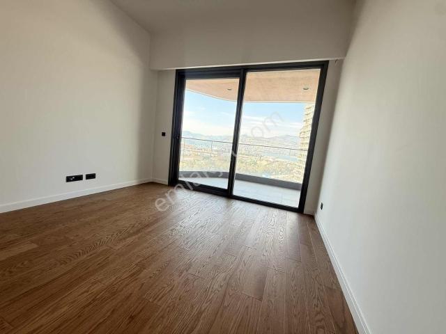 Konak, İzmir içerisinde kiralık mülk