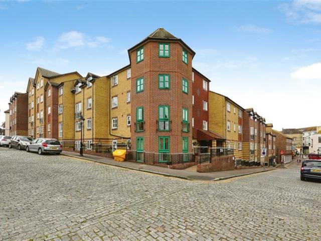 Property for rent in Folkestone