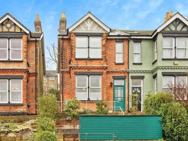 House for sale in Clarendon, Ash