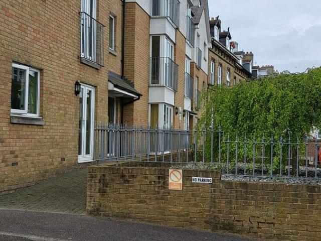 Apartment for rent in Clarendon, Ash