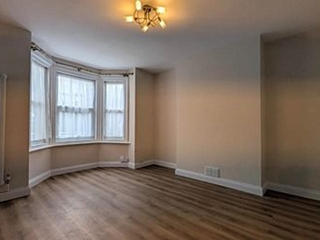 Apartment for rent in Clarendon, Ash