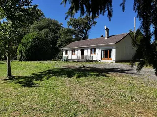 Maison vente à Bellac, Folles