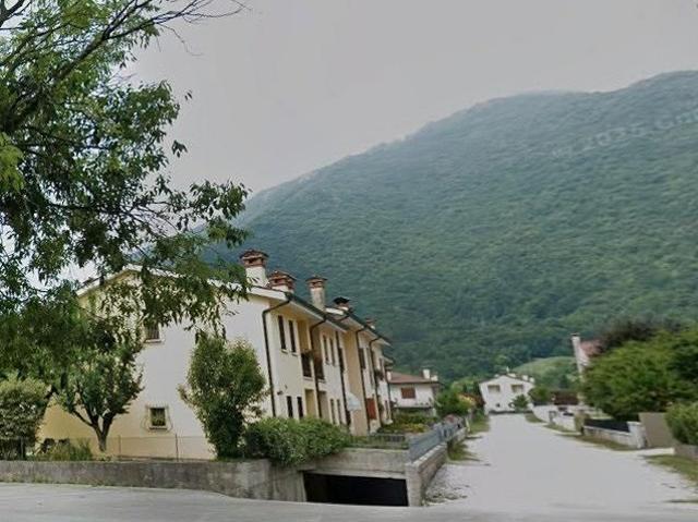 Appartamento in affitto a Follina, Veneto