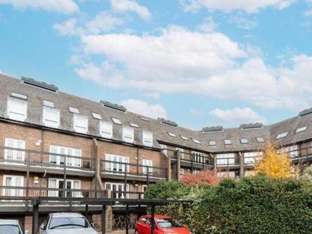 House for rent in St Ebbes, The Slade
