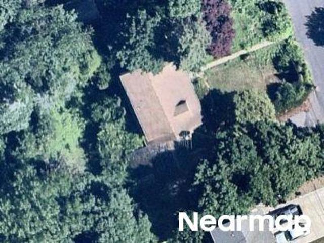 House for sale in Huntington, New York