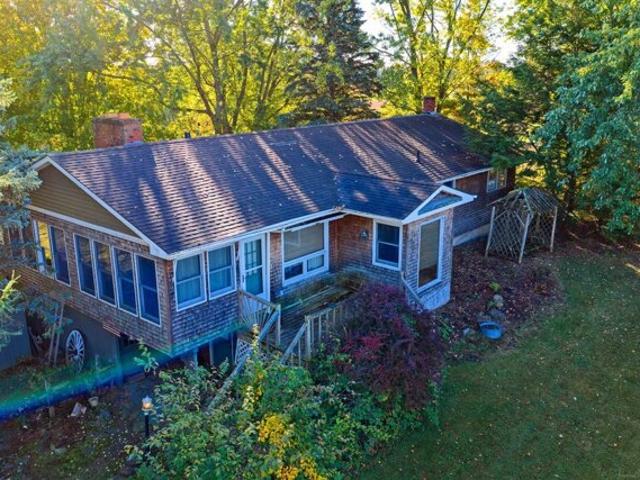House for sale in Grand Isle, Grand Isle County