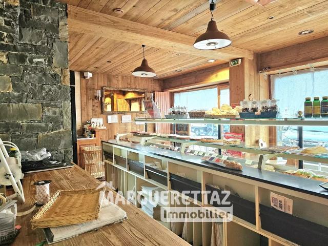 Local Commercial vente à Bonneville, Marignier