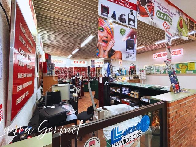 Local Commercial vente à Vierzon