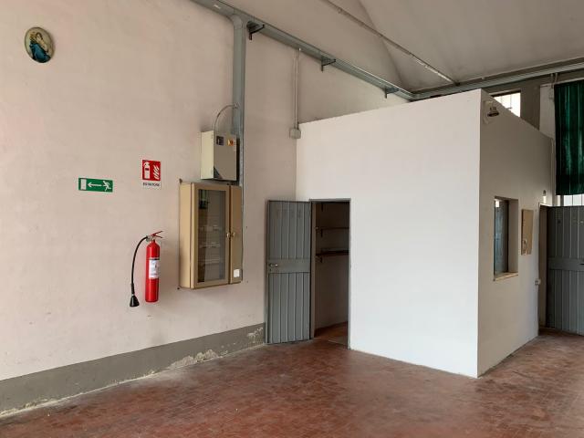 Locale Commerciale in affitto a Montemurlo, Toscana