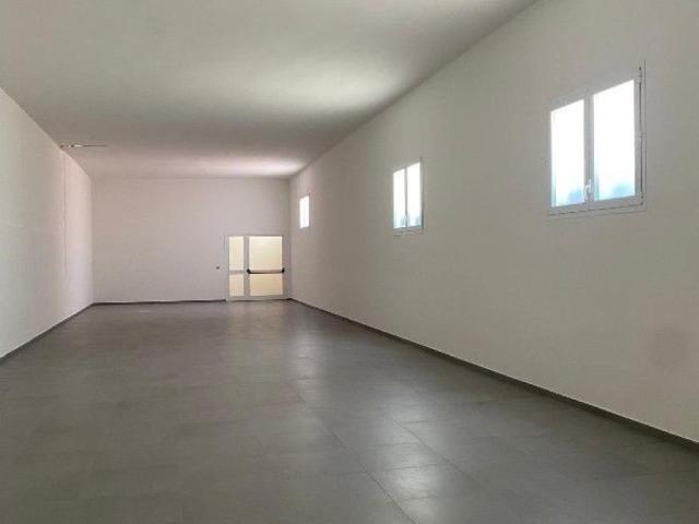 Locale Commerciale in affitto a Unione dei Comuni Circondario dell'Empolese Valdelsa, Vinci