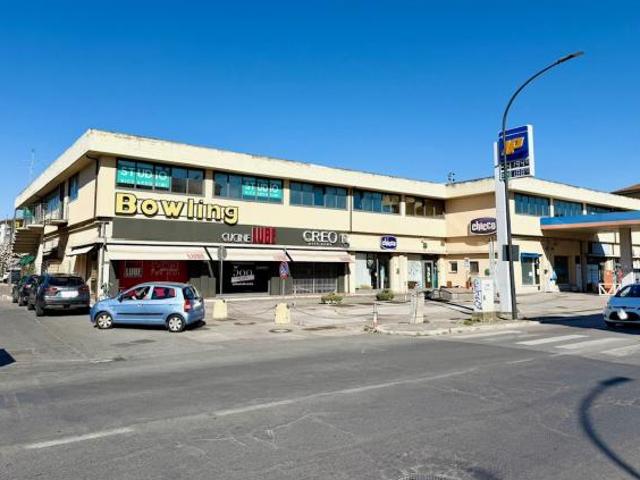Locale Commerciale in vendita a Centro, Monte Argentario