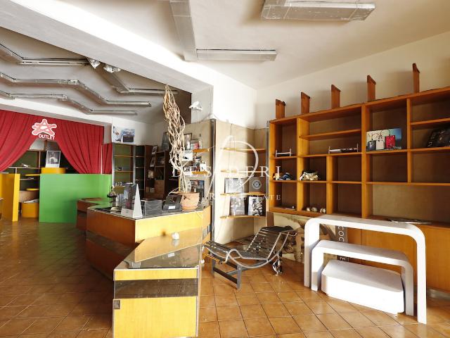 Locale Commerciale in affitto a Centro, Monte Argentario