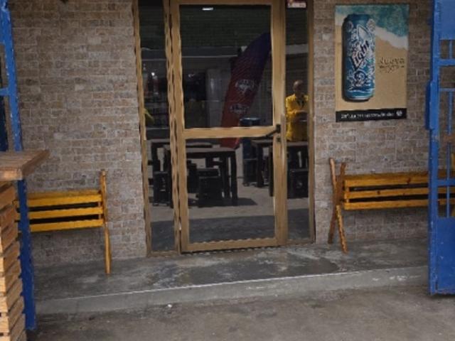 Local Comercial en venta en Miguel Peña, Valencia