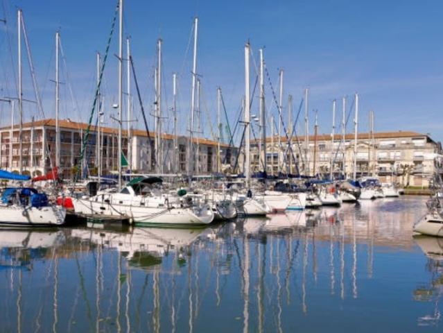 Local Commercial vente à Rochefort