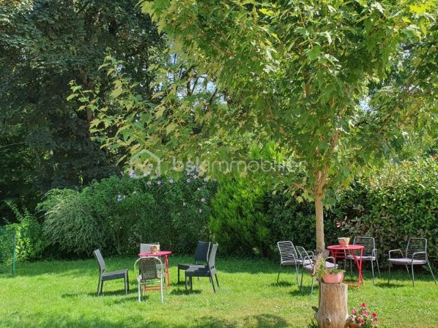 Local Commercial vente à Montmorillon, Sommières-du-clain