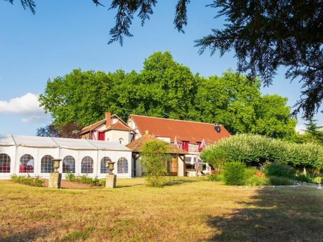 Local Commercial vente à Cosne-Cours-sur-Loire, Pouilly-sur-loire