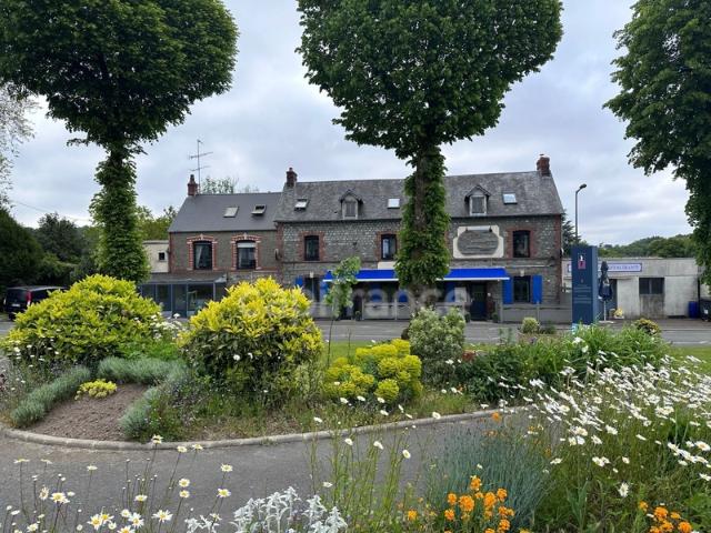 Local Commercial vente à Avranches, Le Neufbourg