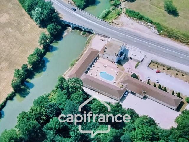 Local Commercial vente à Chalon-sur-Saône, Varennes-le-grand