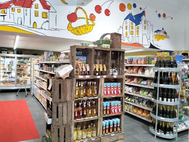 Local Commercial vente à Tours, Saché