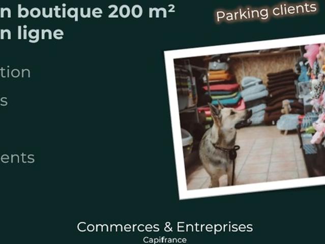 Local Commercial vente à Apt, Pertuis