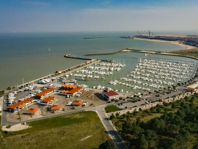 Local Commercial vente à Lesparre-Médoc, Le Verdon-sur-mer