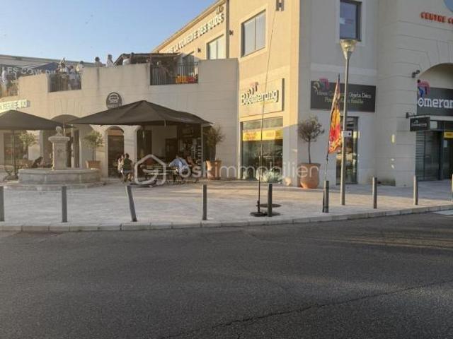 Local Commercial location à Aix-en-Provence, Cabriès