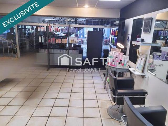 Local Commercial vente à Arles, Saint-martin-de-crau