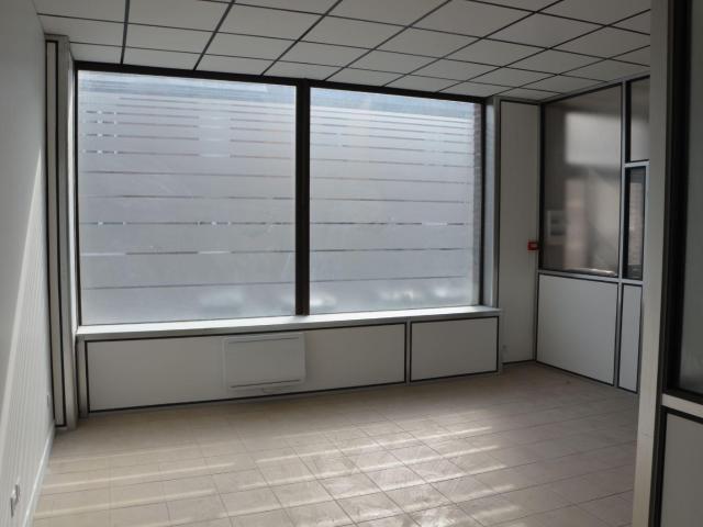 Local Commercial location à Lille, Armentières