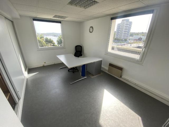 Local Commercial location à Boulogne-sur-Mer, Boulogne-sur-mer