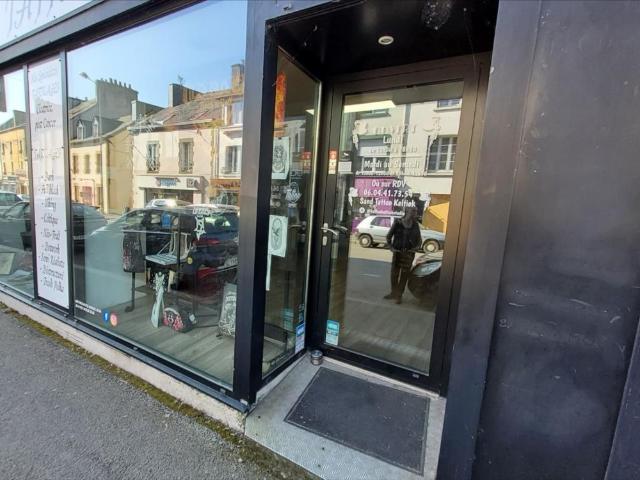Local Commercial location à Châteaulin, Bretagne