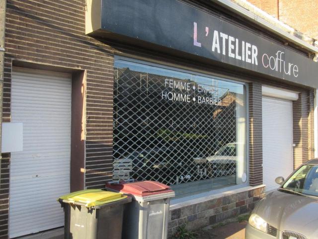 Local Commercial location à Lens, Courcelles-lès-lens
