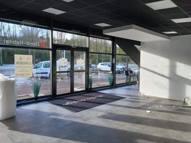 Local Commercial location à Lisieux, Honfleur