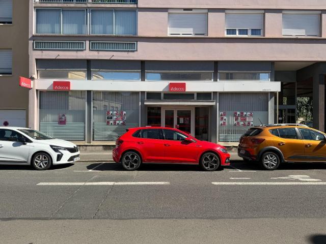 Local Commercial location à Mâcon, Saône-et-Loire
