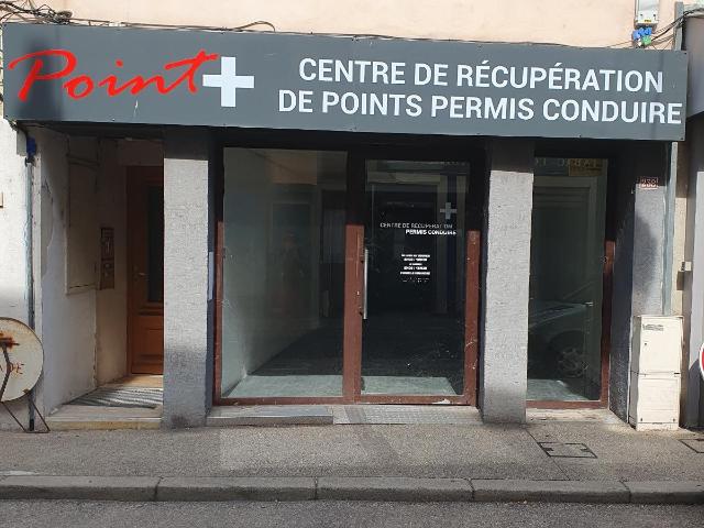 Local Commercial location à Bourg-en-Bresse, Montluel