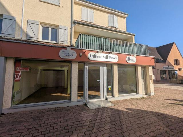 Local Commercial location à Nogent-le-Rotrou, Nogent-le-rotrou