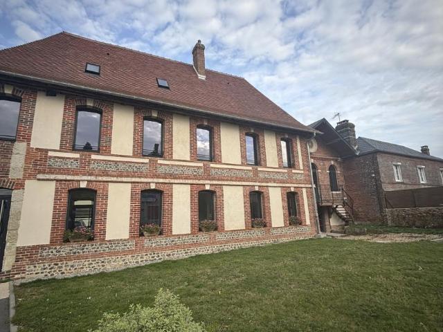 Local Commercial location à Bernay, Saint-germain-la-campagne