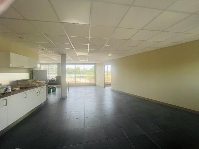 Local Commercial location à Nantes, Saint-philbert-de-grand-lieu
