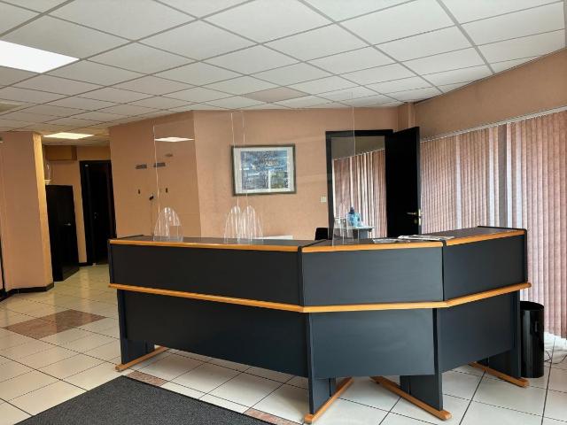 Local Commercial vente à Arras