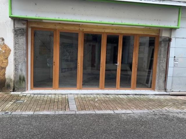 Local Commercial vente à Bourg-en-Bresse, Bourg-en-bresse