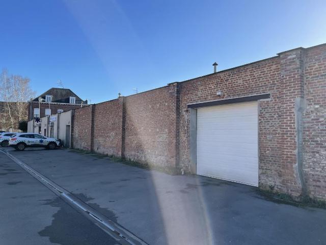 Local Commercial vente à Cambrai, Caudry