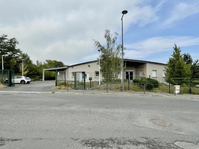 Local Commercial vente à Reims, Cormontreuil