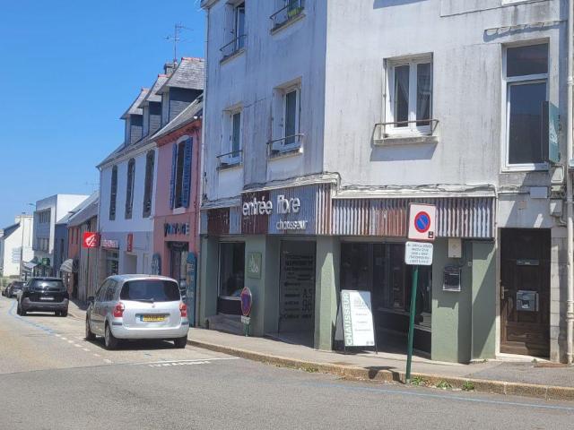 Local Commercial vente à Châteaulin, Bretagne