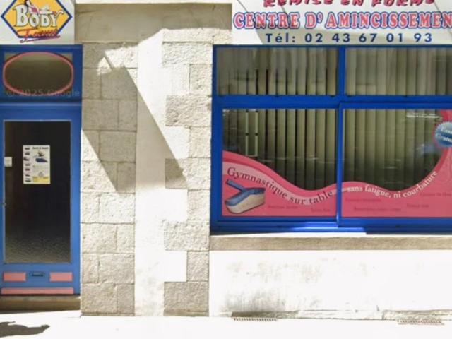 Local Commercial vente à Laval