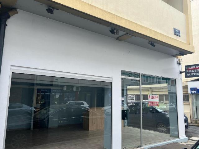 Local Commercial vente à Lisieux
