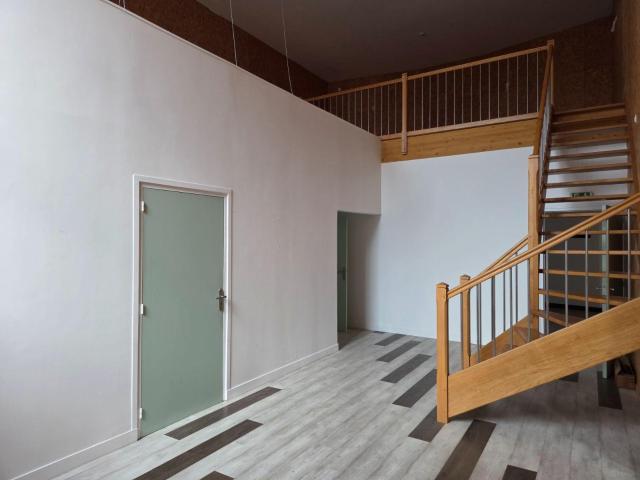 Local Commercial vente à Mayenne